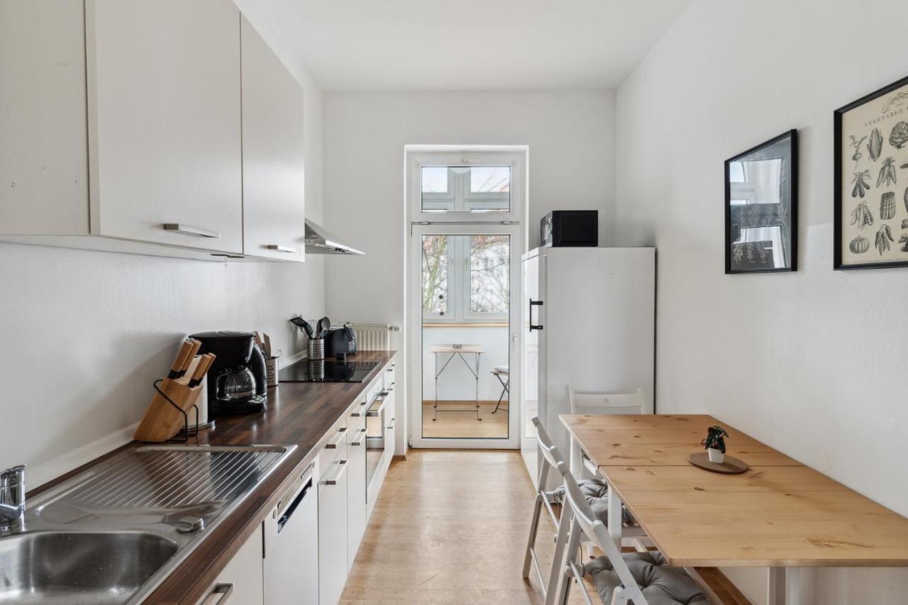Apartment Fuer 13 Gaeste, 5 Schlafzimmer, 2 Baeder, 2 Loggia'S, Leipzig Zentrum Ost Bagian luar foto